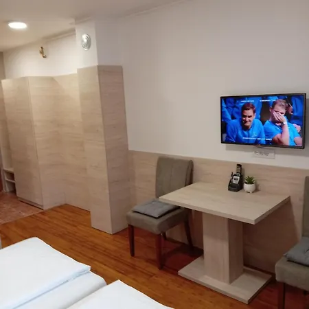 Apartment Atina Subotica Exterior photo